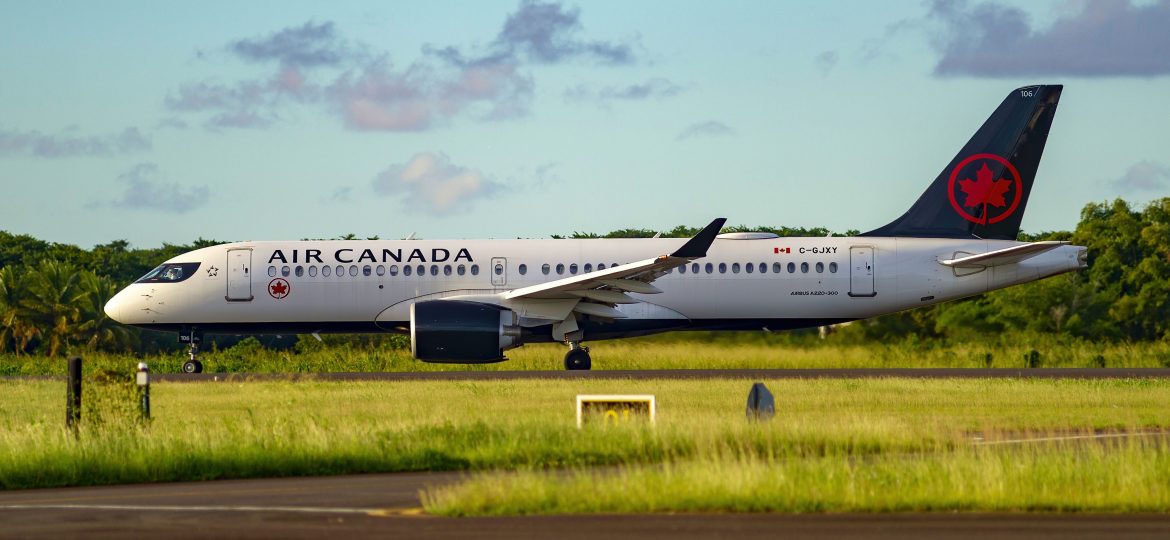 A220-300 Air Canada C-GJXY