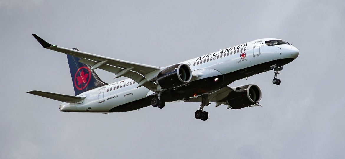 A220-300 Air Canada C-GJYA