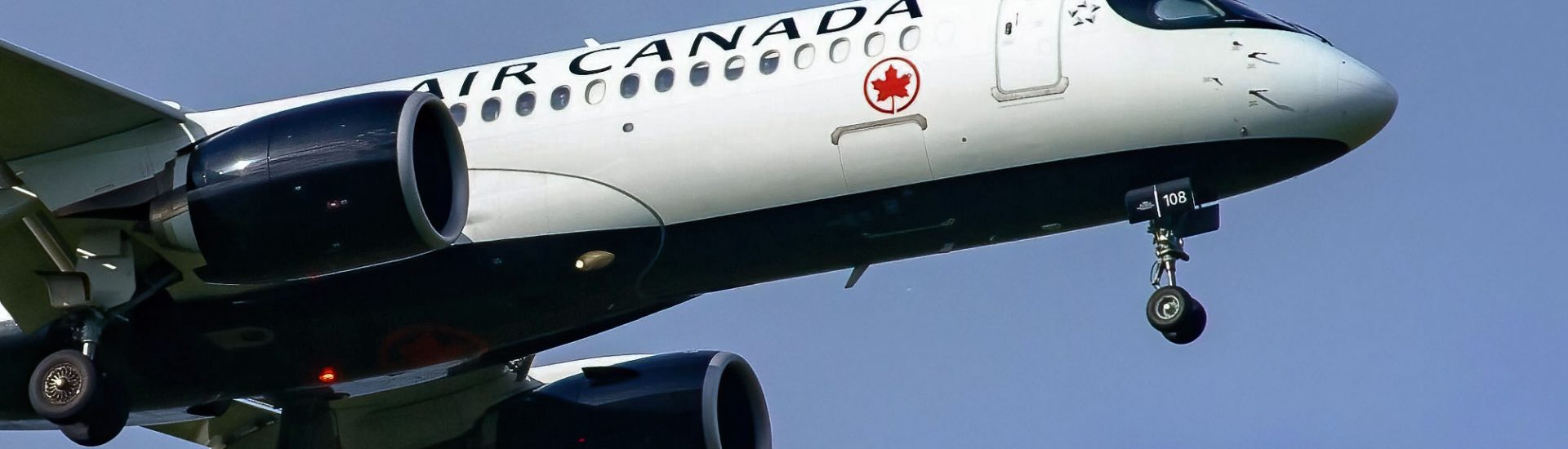 A220-300 Air Canada C-GJYC