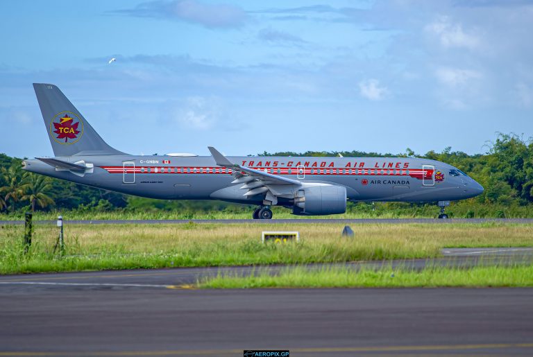 A220-300 Air Canada C-GNBN