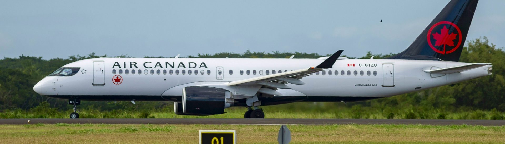 A220-300 Air Canada C-GTZU