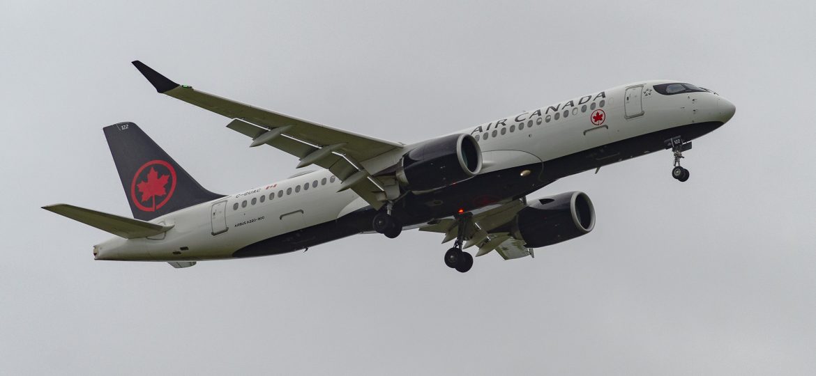 A220-300 Air Canada C-GUAC