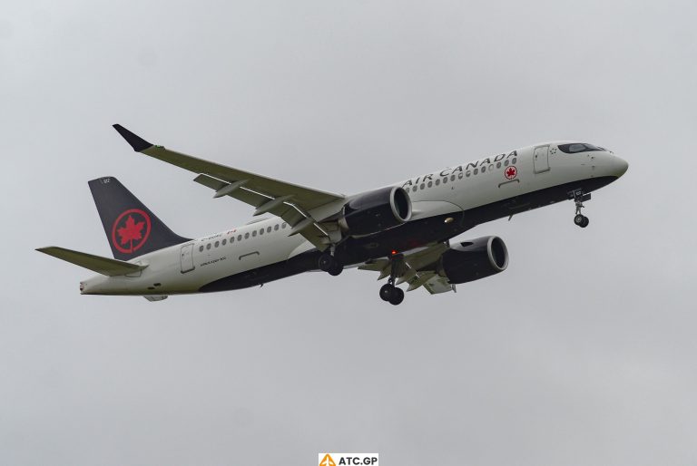 A220-300 Air Canada C-GUAC