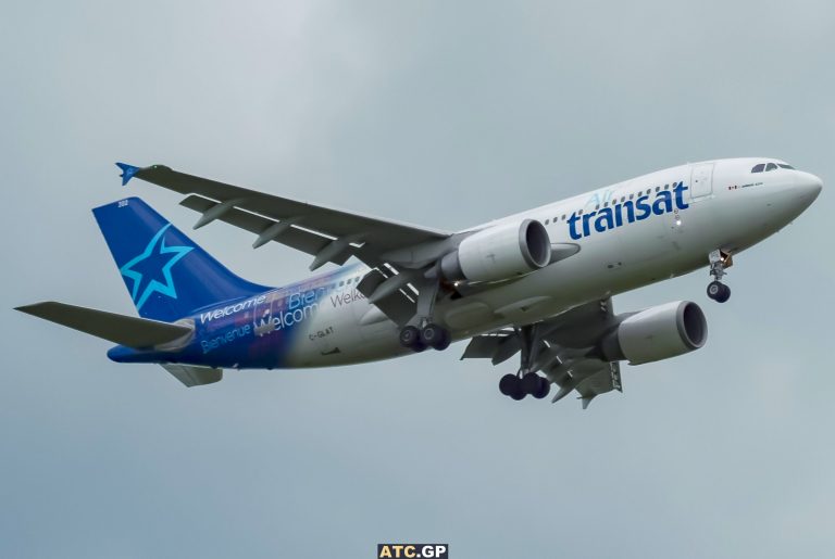 A310-300 Air Transat C-GLAT