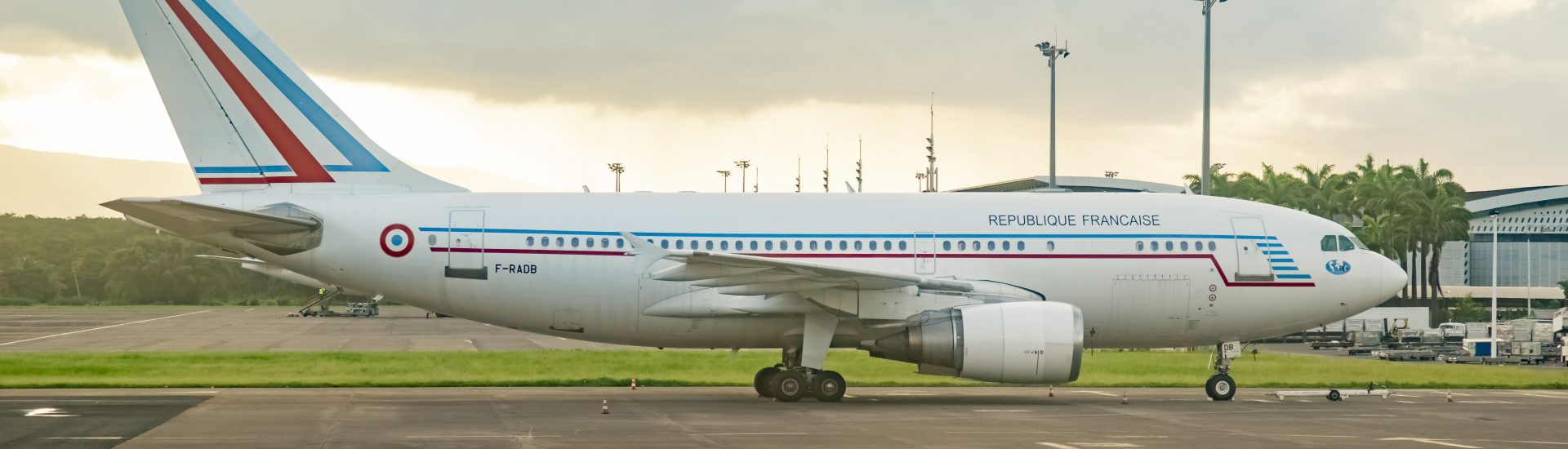 A310-300 Armée de l'Air Force F-RADB