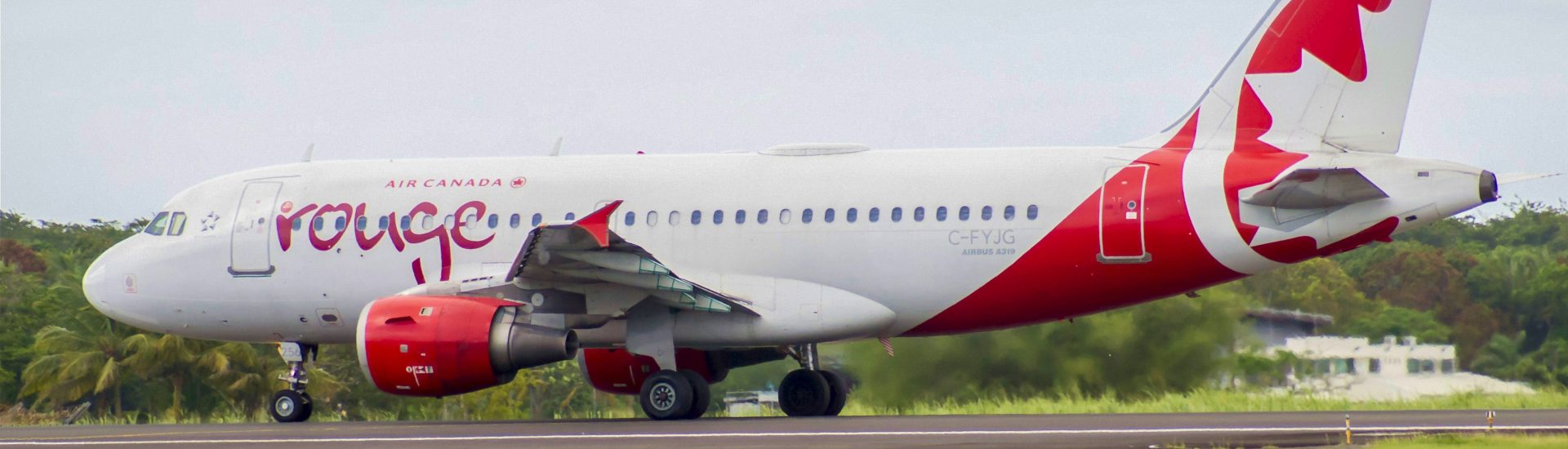A319-100 Air Canada Rouge C-FYJG