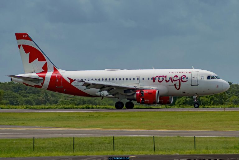 A319-100 Air Canada Rouge C-FYJH