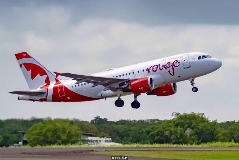 A319-100 Air Canada Rouge C-FYJP