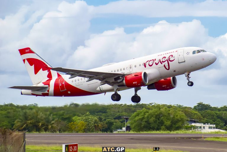 A319-100 Air Canada Rouge C-FYKW
