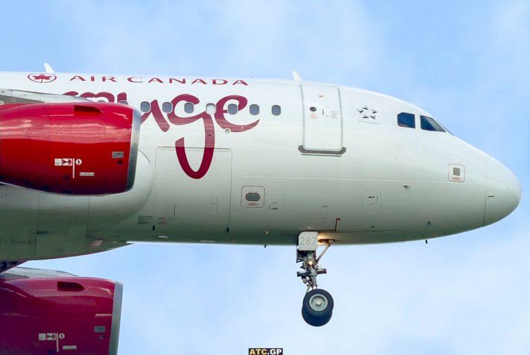 A319-100 Air Canada Rouge C-GITR