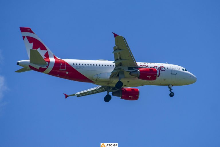 A319-100 Air Canada Rouge C-GITR