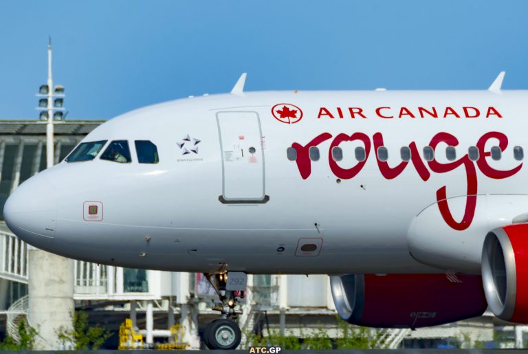 A319-100 Air Canada Rouge C-GJVY