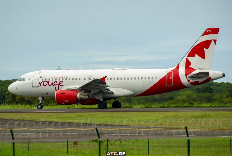 A319-100 Air Canada Rouge C-GSJB