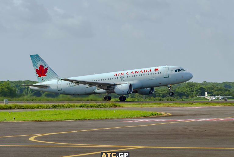 A320-200 Air Canada C-FTJQ