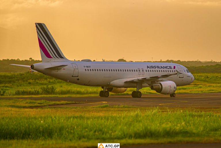 A320-200 Air France F-GKXT