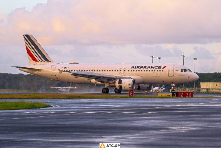 A320-200 Air France F-GKXT