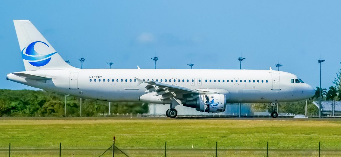 A320-200 Avion Express LY-VEV