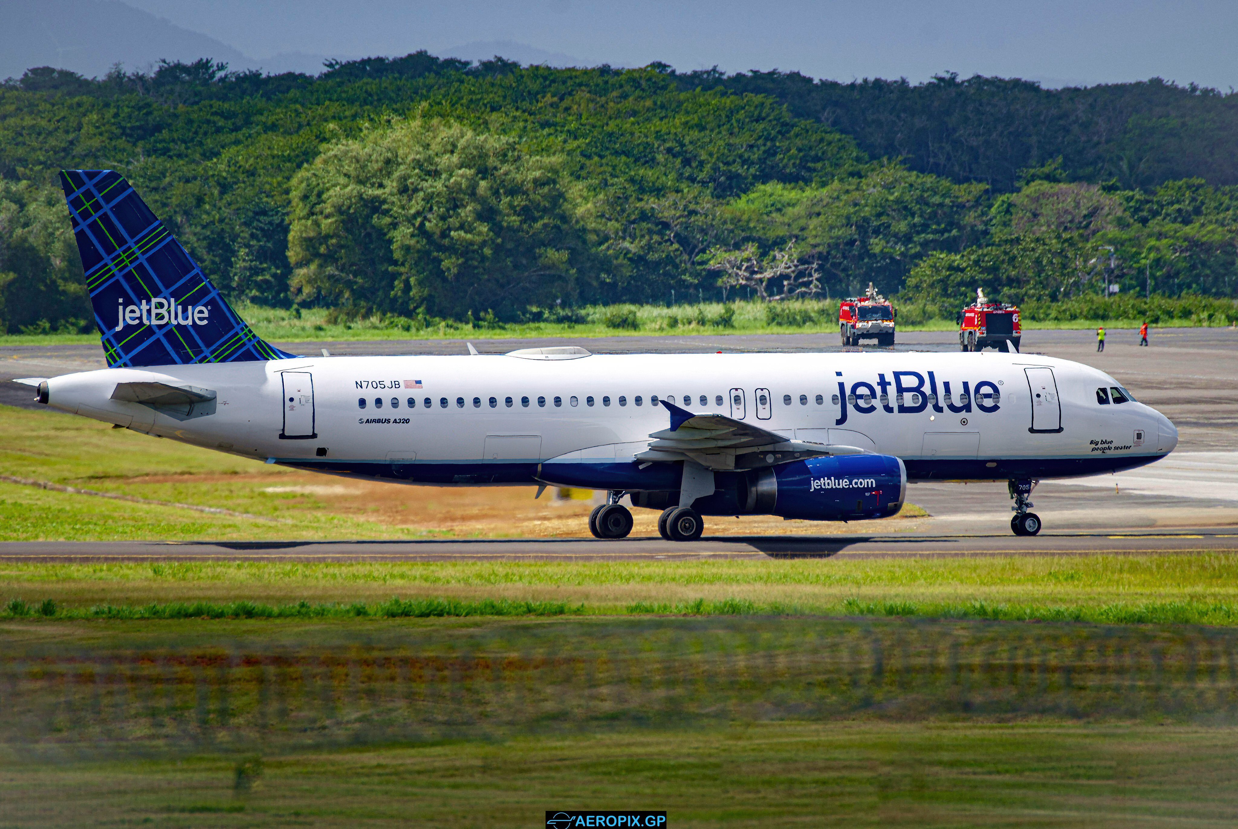 A320-200 JetBlue N705JB