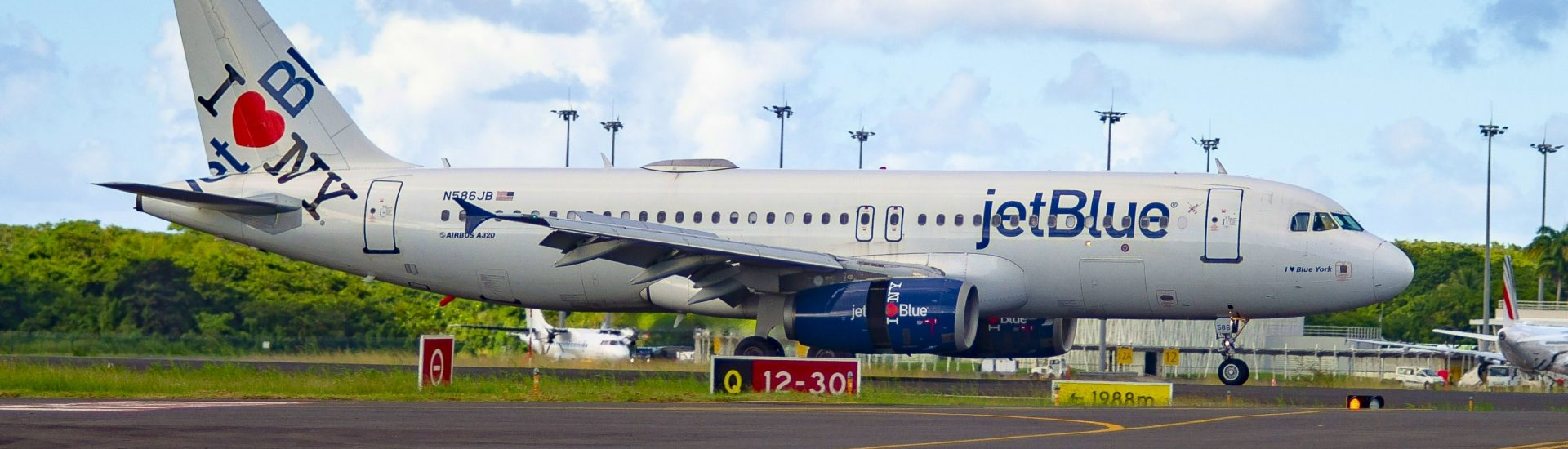 A320-200 JetBlue N586JB