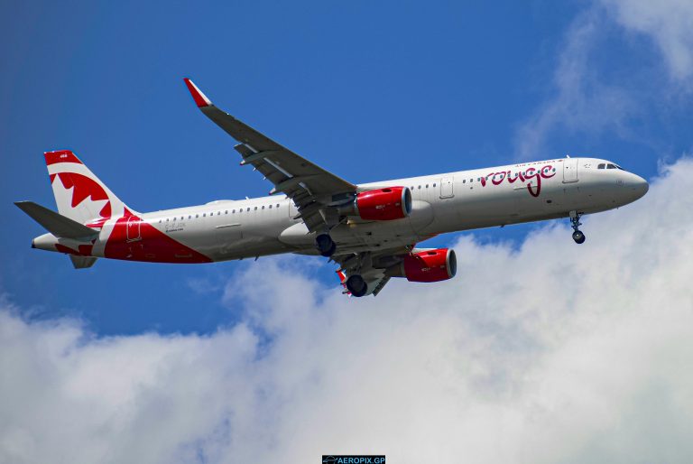 A321-200 Air Canada Rouge C-FJOK