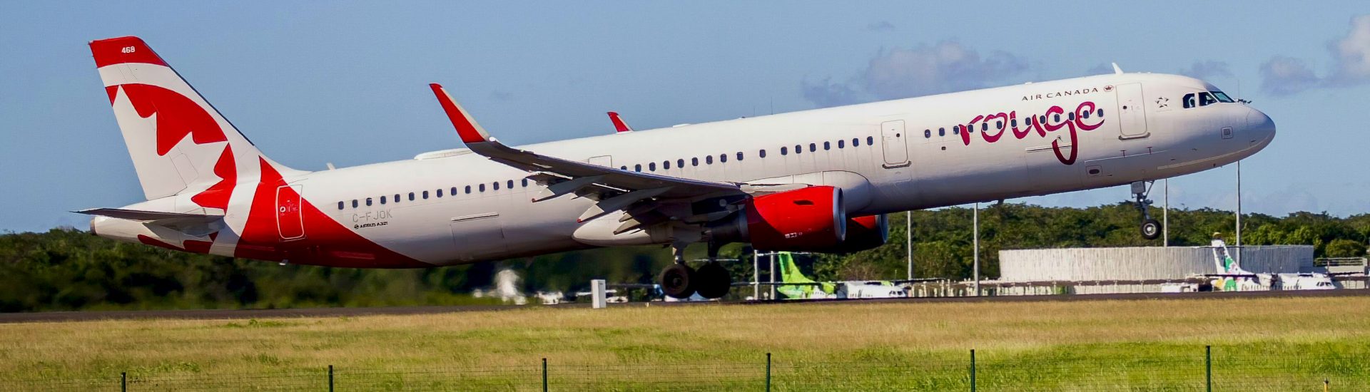 A321-200 Air Canada Rouge C-FJOK