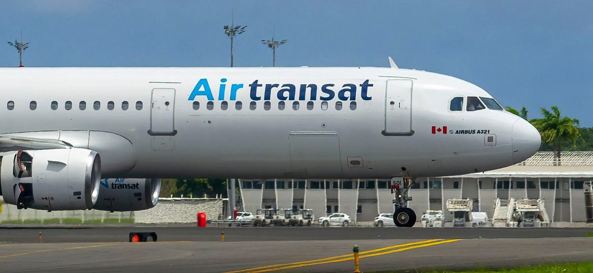 A321-200 Air Transat C-GEZD