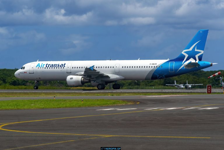 A321-200 Air Transat C-GEZD