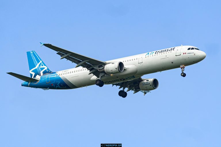 A321-200 Air Transat C-GEZJ