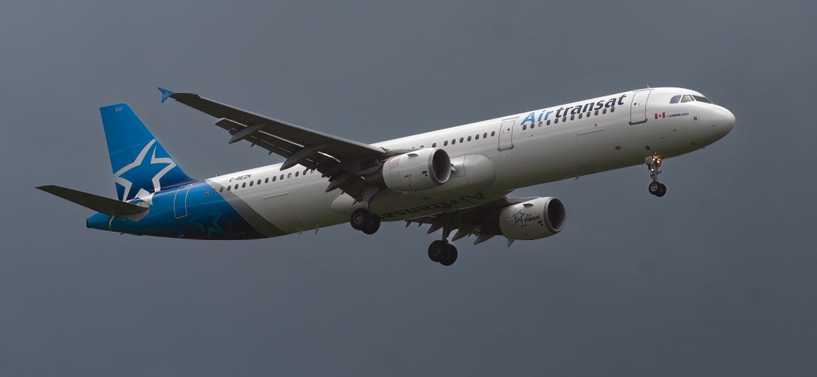 A321-200 Air Transat C-GEZN