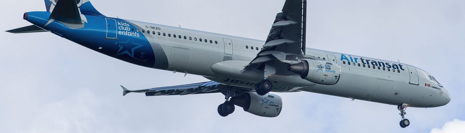 A321-200 Air Transat C-GEZO