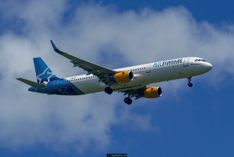 A321-200 Air Transat C-GEZX