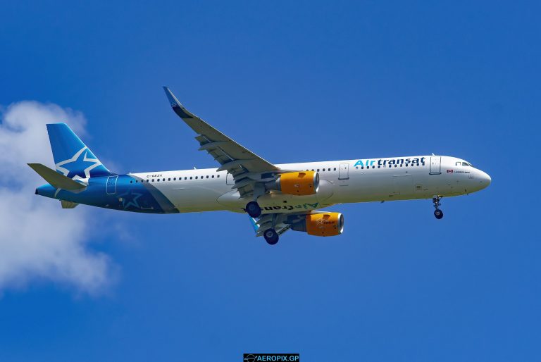 A321-200 Air Transat C-GEZX