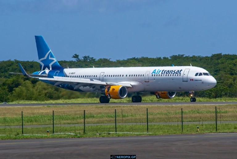 A321-200 Air Transat C-GEZX