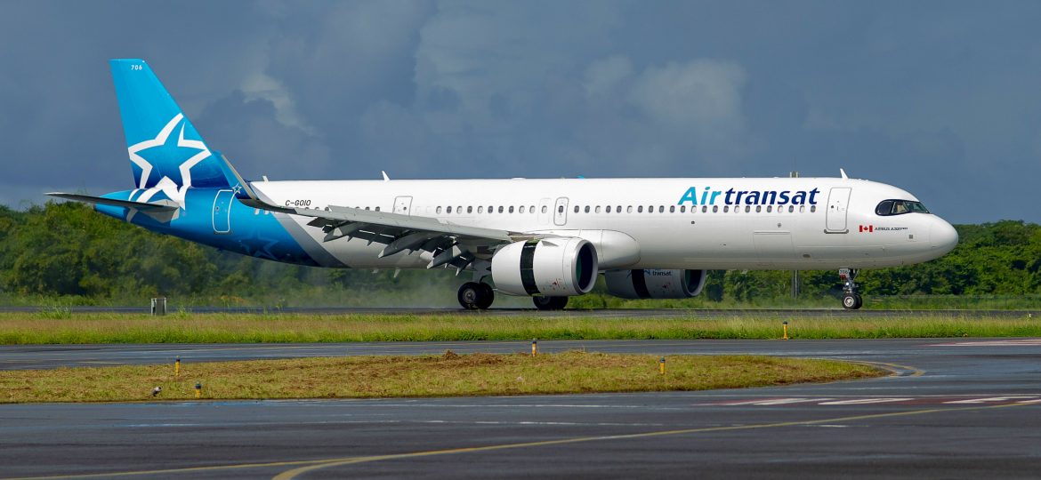 A321-200LR Air Transat C-GOIO