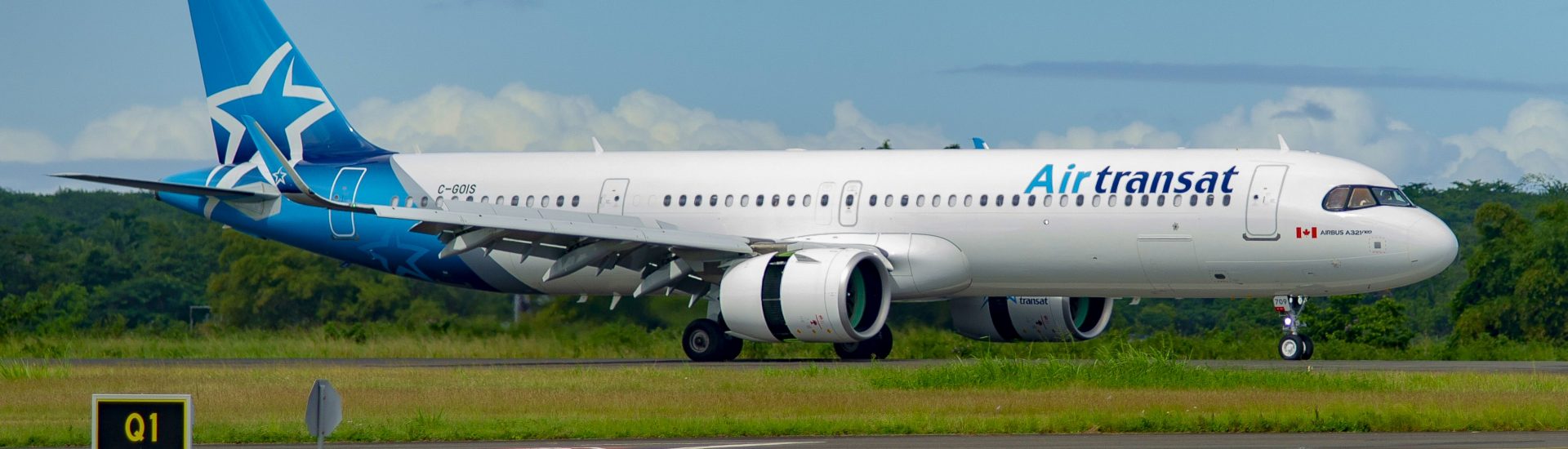 A321-200LR Air Transat C-GOIS