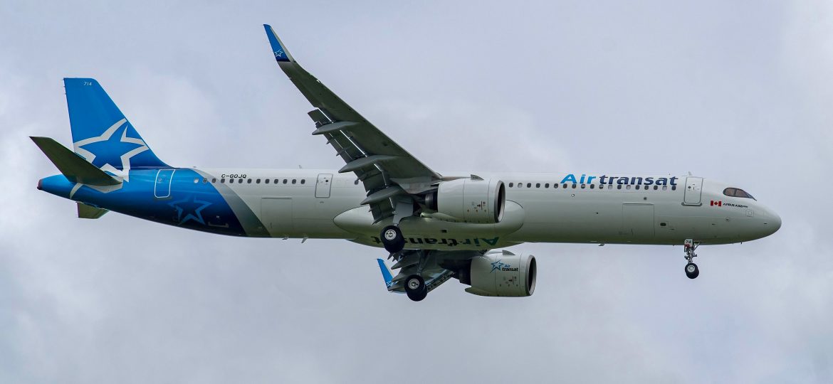 A321-200 Air Transat C-GOJQ