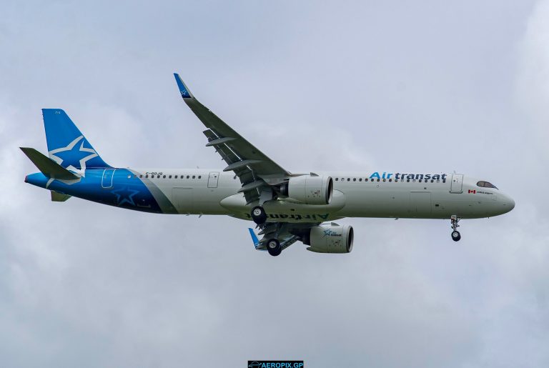 A321-200 Air Transat C-GOJQ