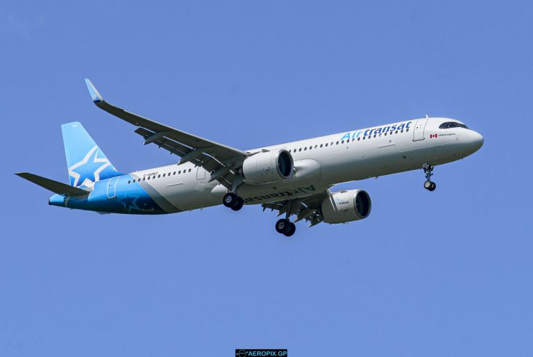 A321-200LR Air Transat C-GOIK