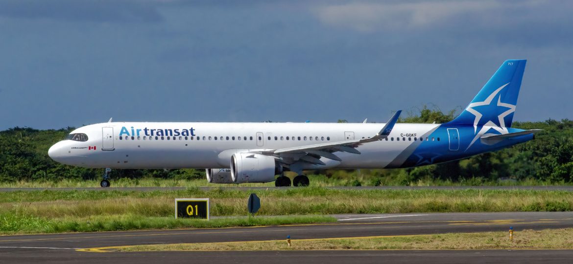 A321-200 Air Transat C-GOKF