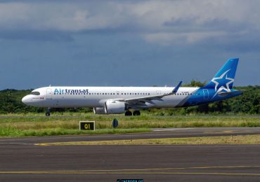 A321-200 Air Transat C-GOKF