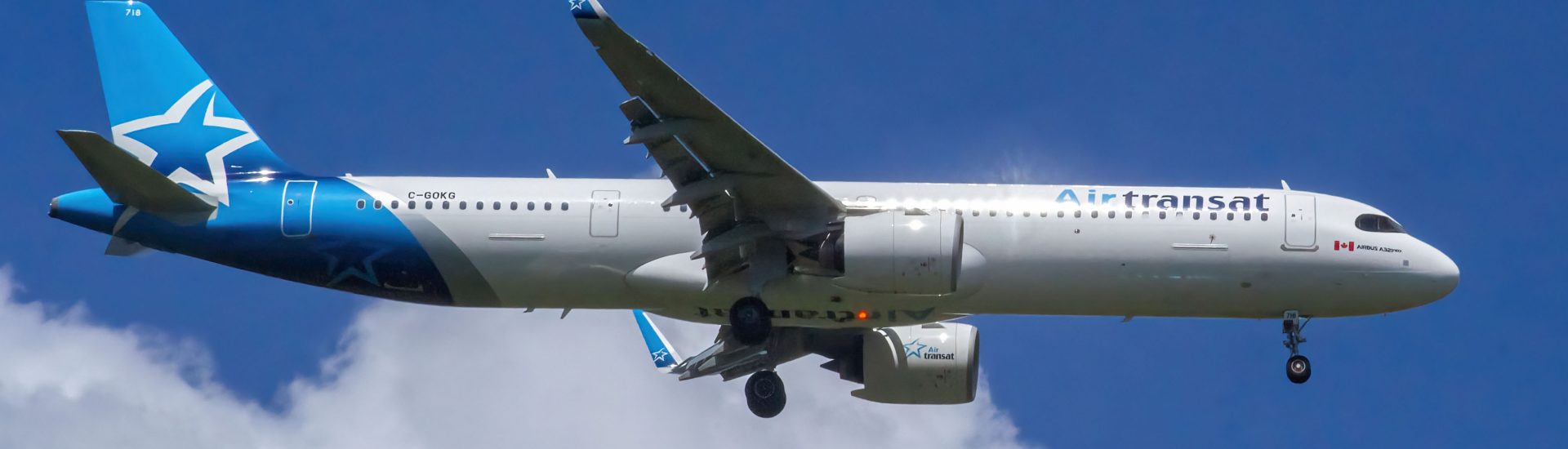 A321-200 Air Transat C-GOKG