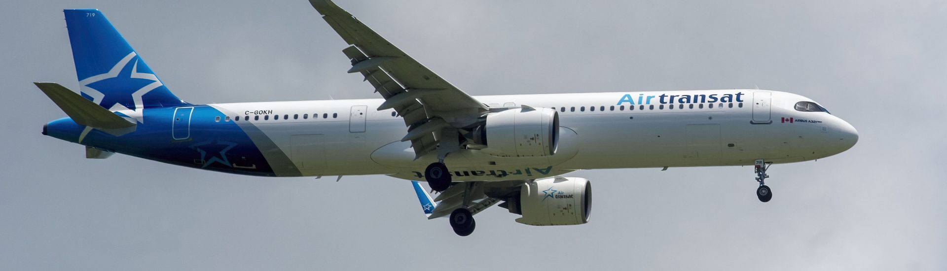 A321-200 Air Transat C-GOKH