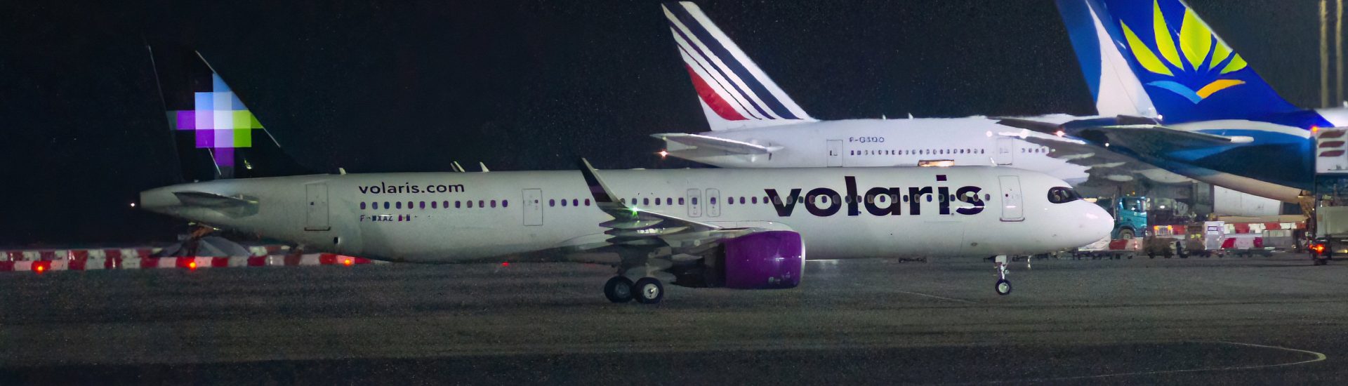 A321-200 Volaris F-WXAZ