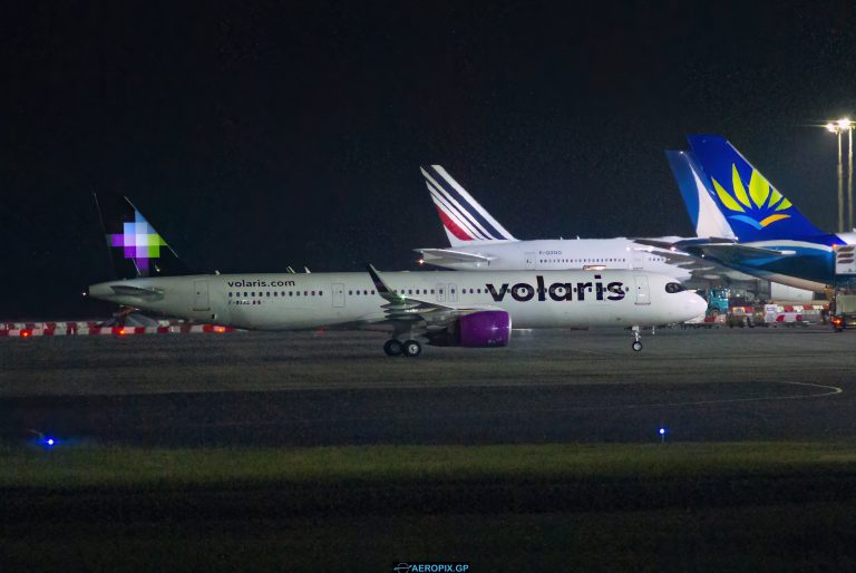 A321-200 Volaris F-WXAZ