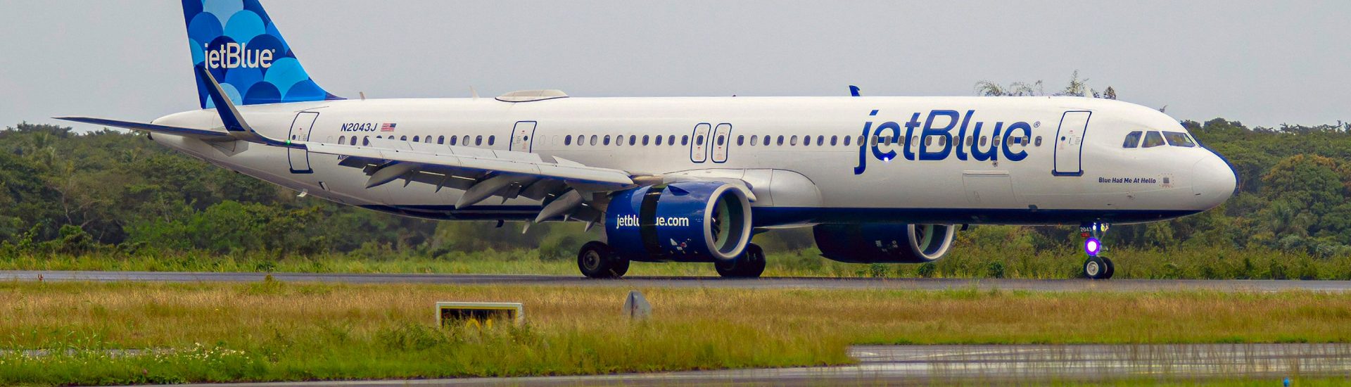 A321-200 JetBlue N2043J