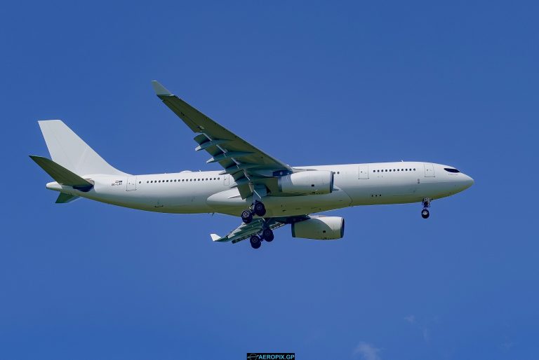 A330-200 Air Belgium OE-LAC