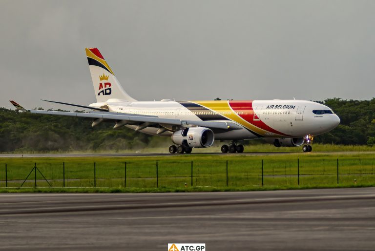 A330-200 Air Belgium OE-LCL
