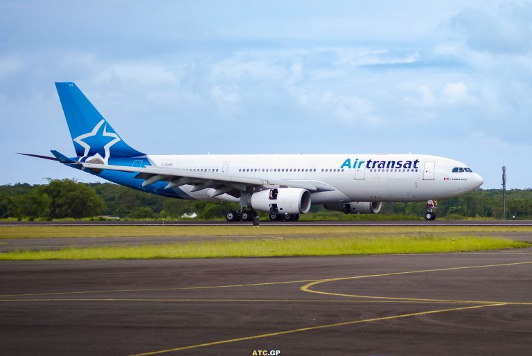 A330-200 Air Transat C-GUBD