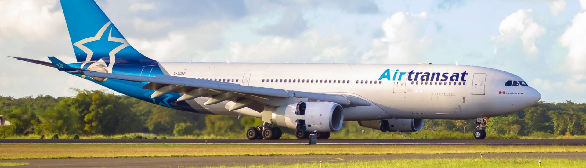 A330-200 Air Transat C-GUBF