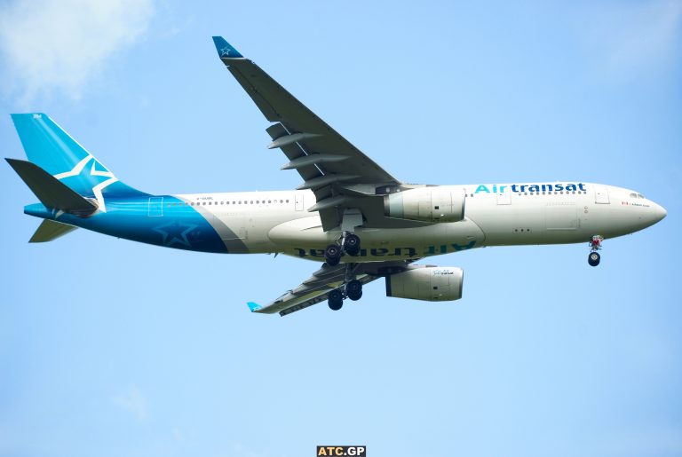 A330-200 Air Transat C-GUBL